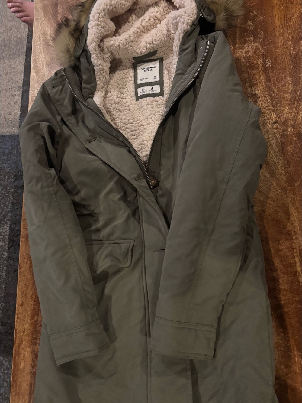 Abercrombie & Fitch Olive Green Faux-Fur Trim Sherpa-Lined Parka